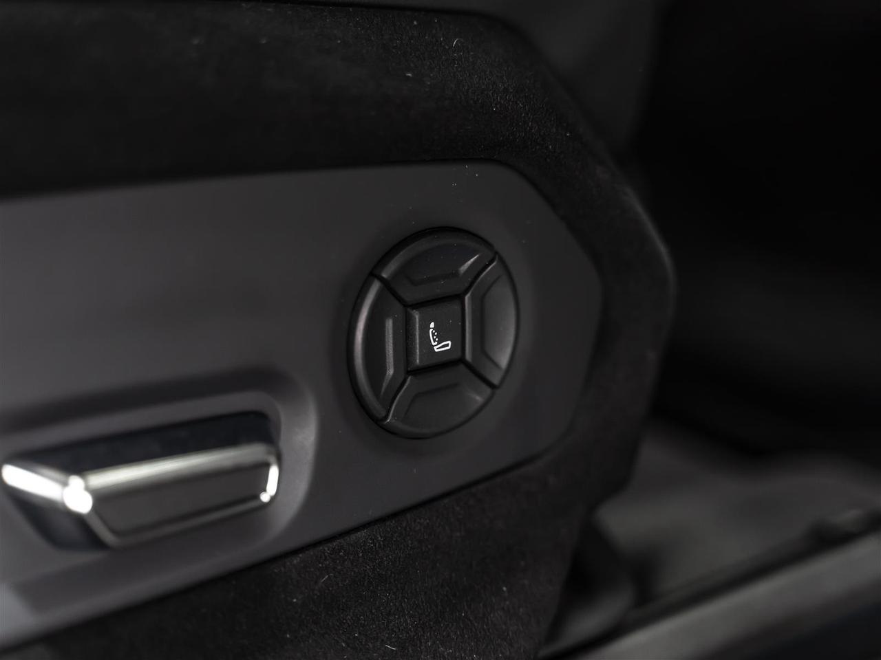 2023 Lamborghini Urus PERFORMANTE|4PASS|FULL CARBON|B&O 3D|AKRAPOVIC Photo