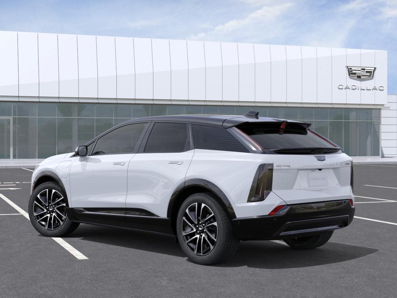 2026 Cadillac OPTIQ Sport  SPORT, AWD, TRICOAT WHITE Photo2