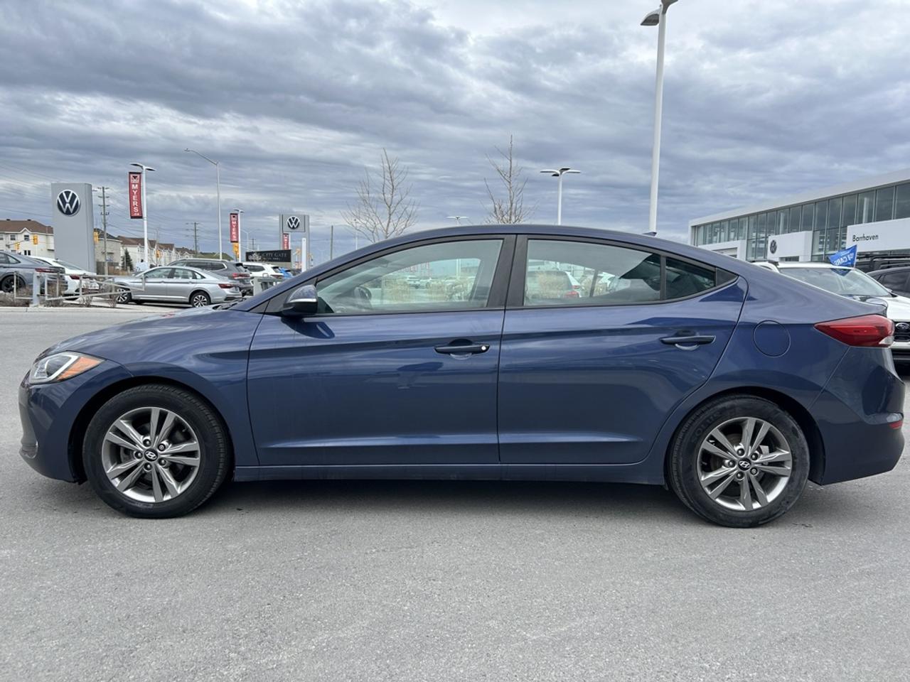 2017 Hyundai Elantra GL Photo