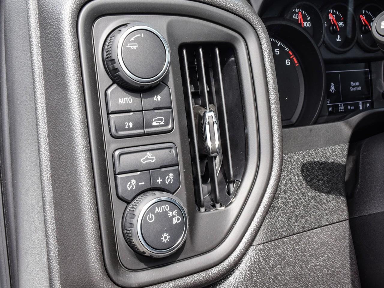 2025 Chevrolet Silverado 1500 Work Truck Photo