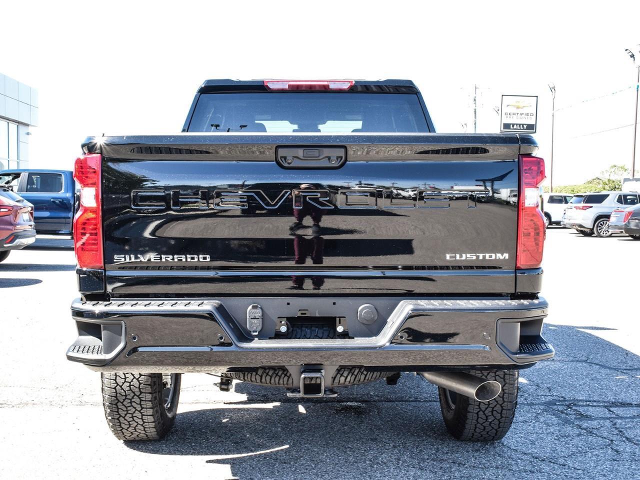 2026 Chevrolet Silverado 2500 HD Custom Photo
