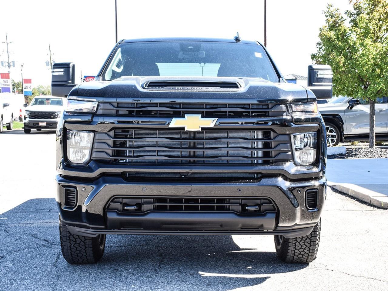 2026 Chevrolet Silverado 2500 HD Custom Photo