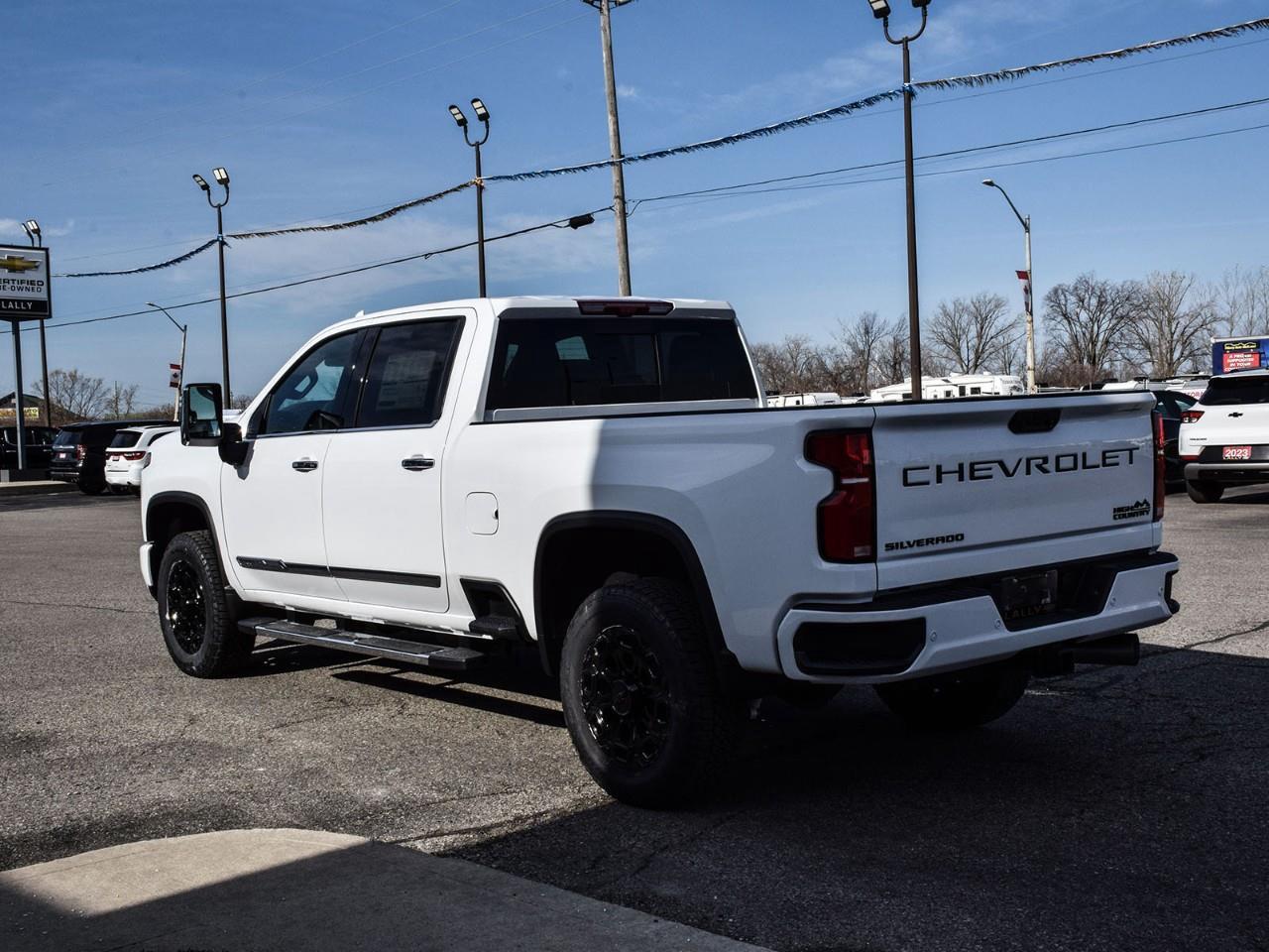 2026 Chevrolet Silverado 2500 HD High Country Photo3