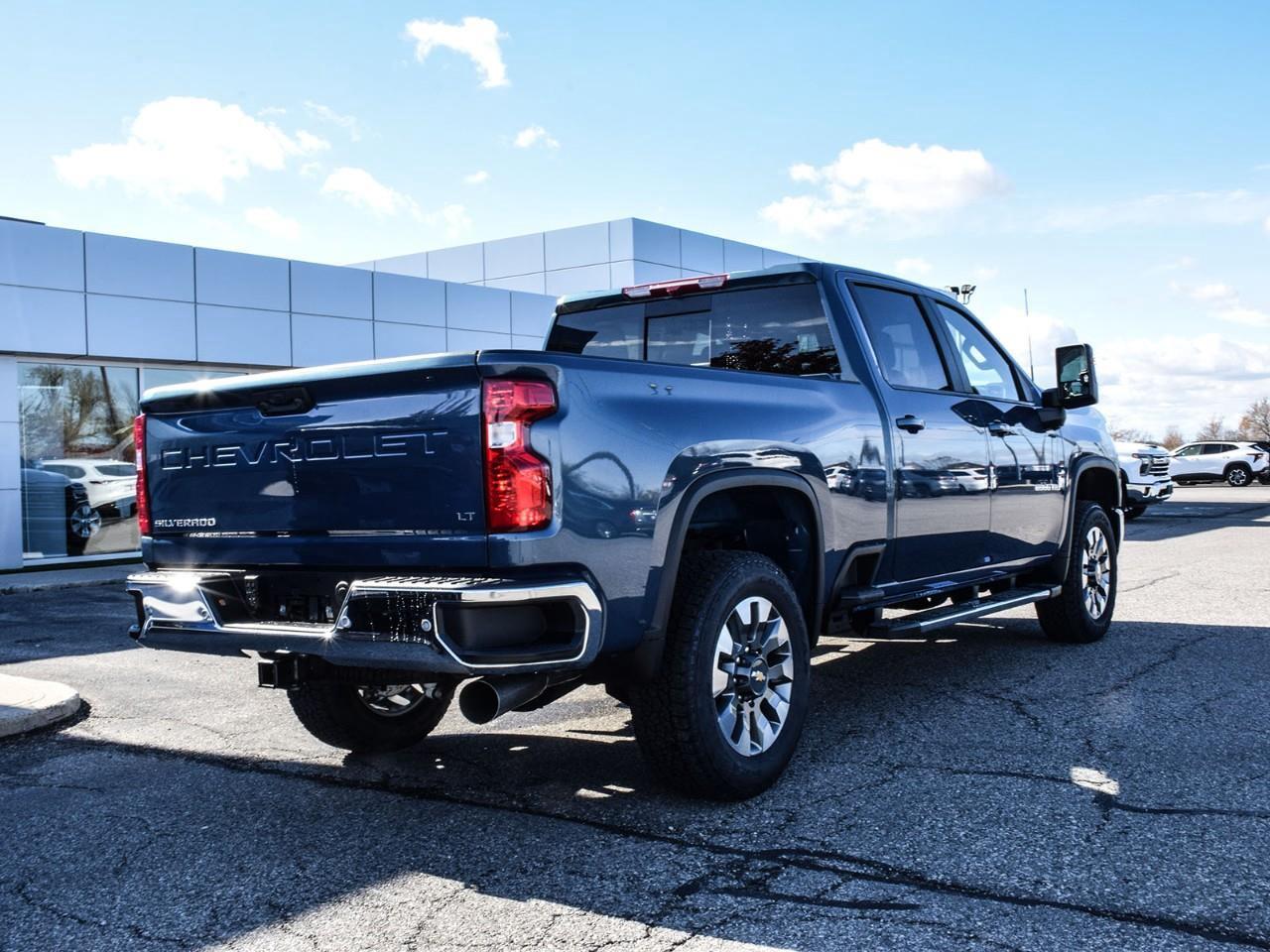 2026 Chevrolet Silverado 2500 HD LT Photo4