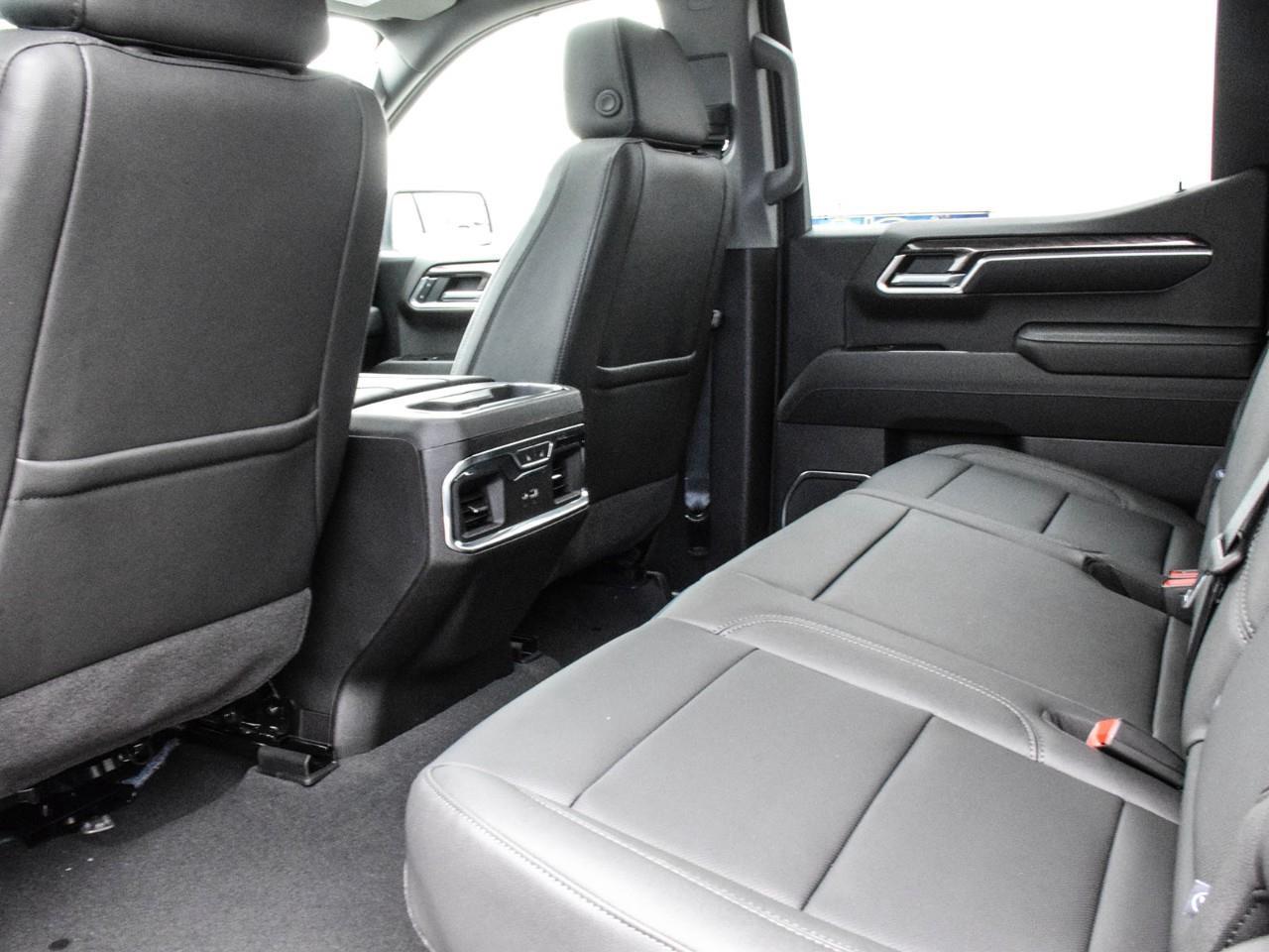 2026 Chevrolet Silverado 1500 LTZ Photo