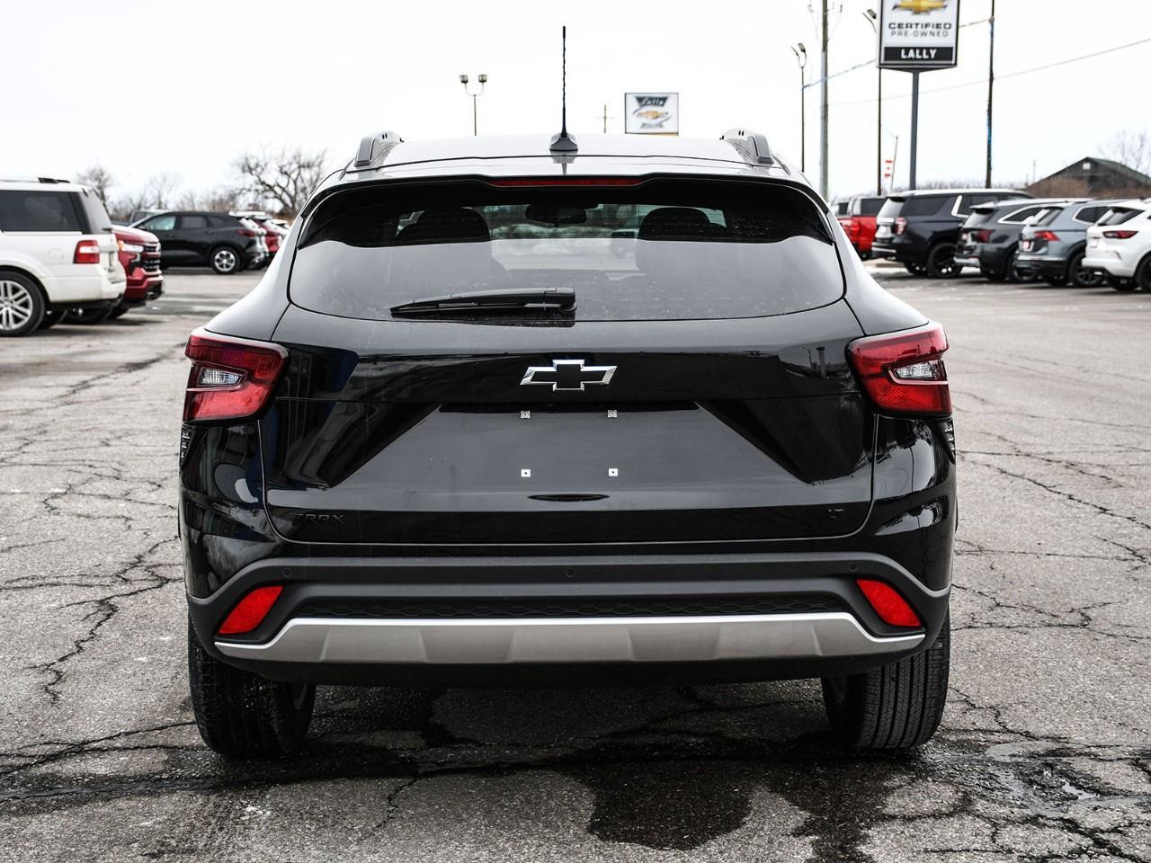 2026 Chevrolet Trax LT Photo4