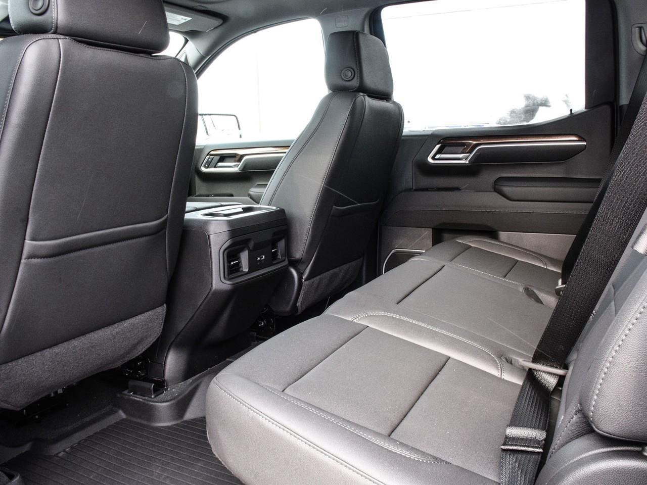 2026 Chevrolet Silverado 1500 RST Photo