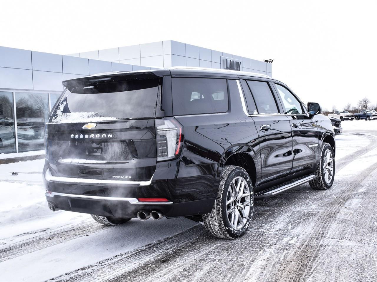2026 Chevrolet Suburban Premier Photo