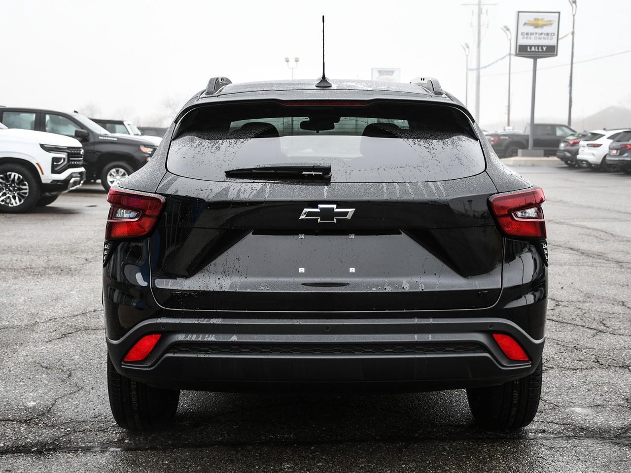 2026 Chevrolet Trax LT Photo4