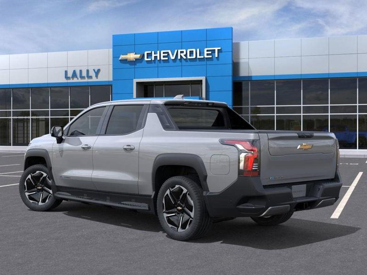 2026 Chevrolet Silverado EV LT Photo2