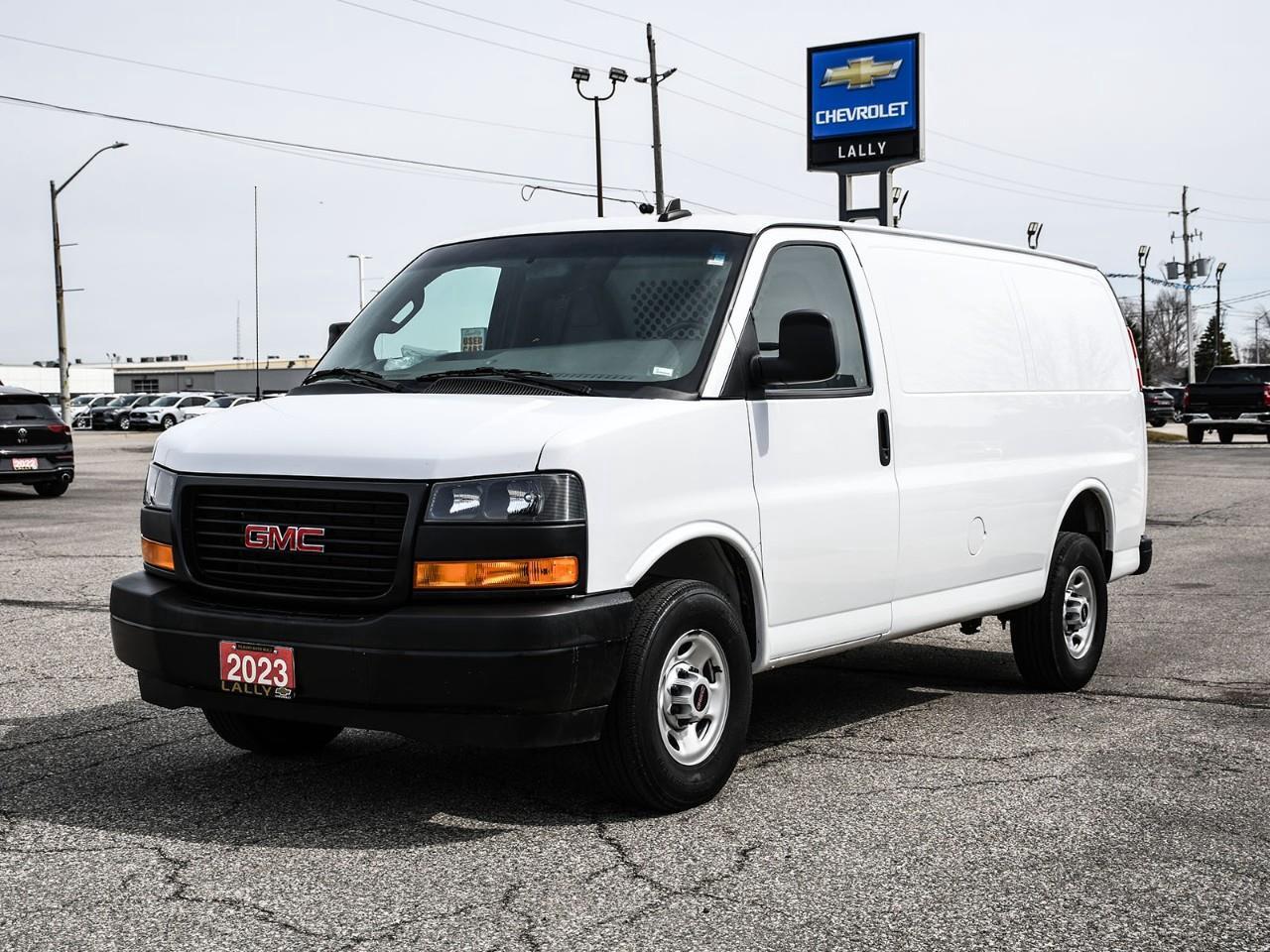 2023 GMC Savana 2500 Work Van Photo