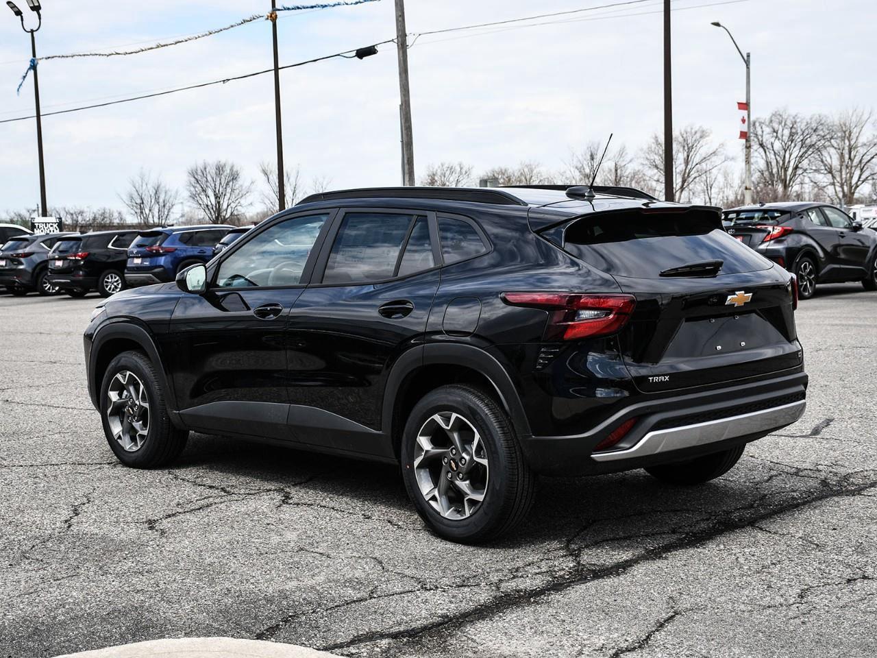 2026 Chevrolet Trax LT Photo3