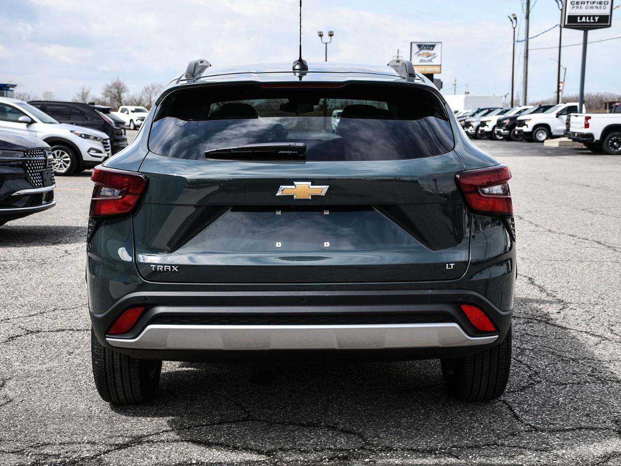 2026 Chevrolet Trax LT Photo4