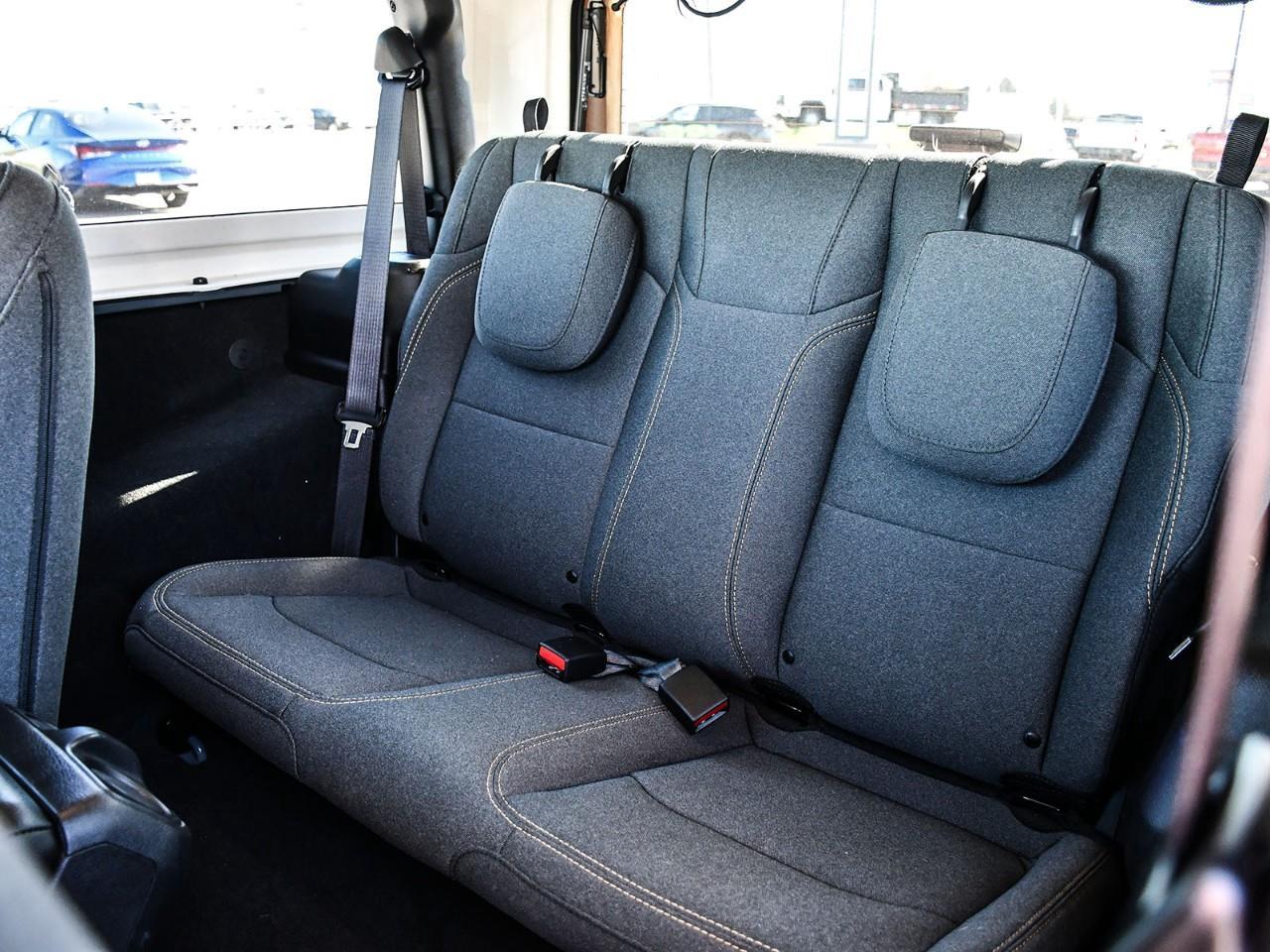 2024 Jeep Wrangler SPORT Photo