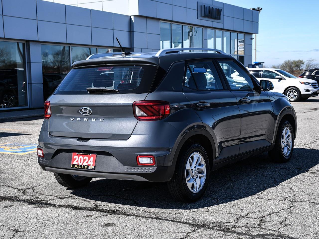 2024 Hyundai Venue PREFERRED Photo