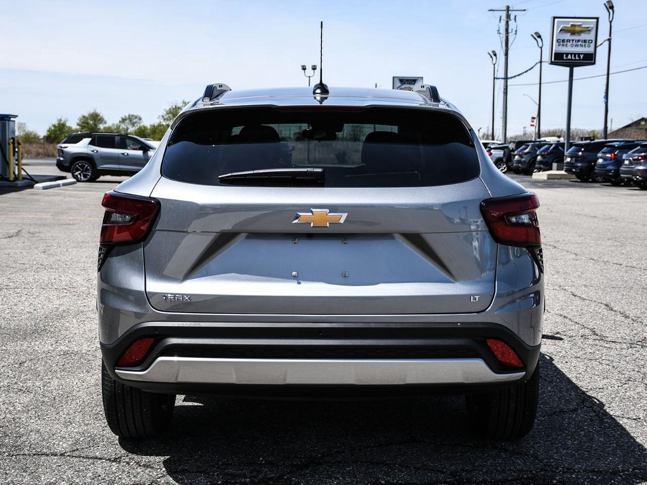 2026 Chevrolet Trax LT Photo4