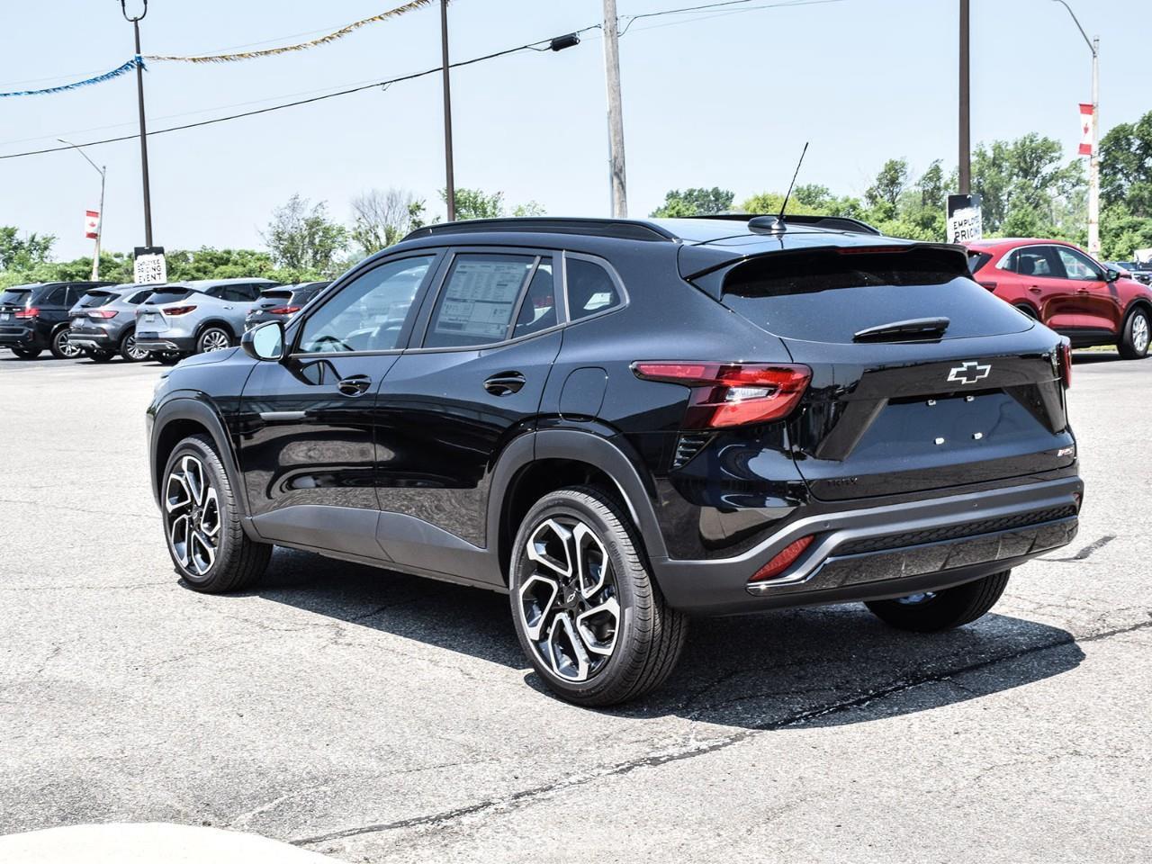 2025 Chevrolet Trax 2RS Photo3