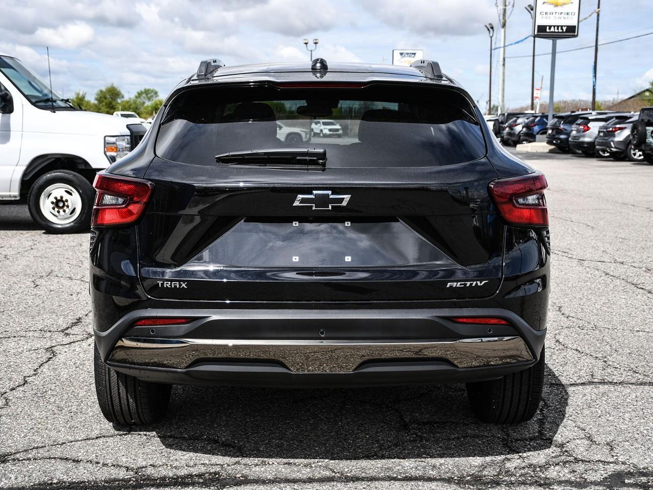 2026 Chevrolet Trax ACTIV Photo4