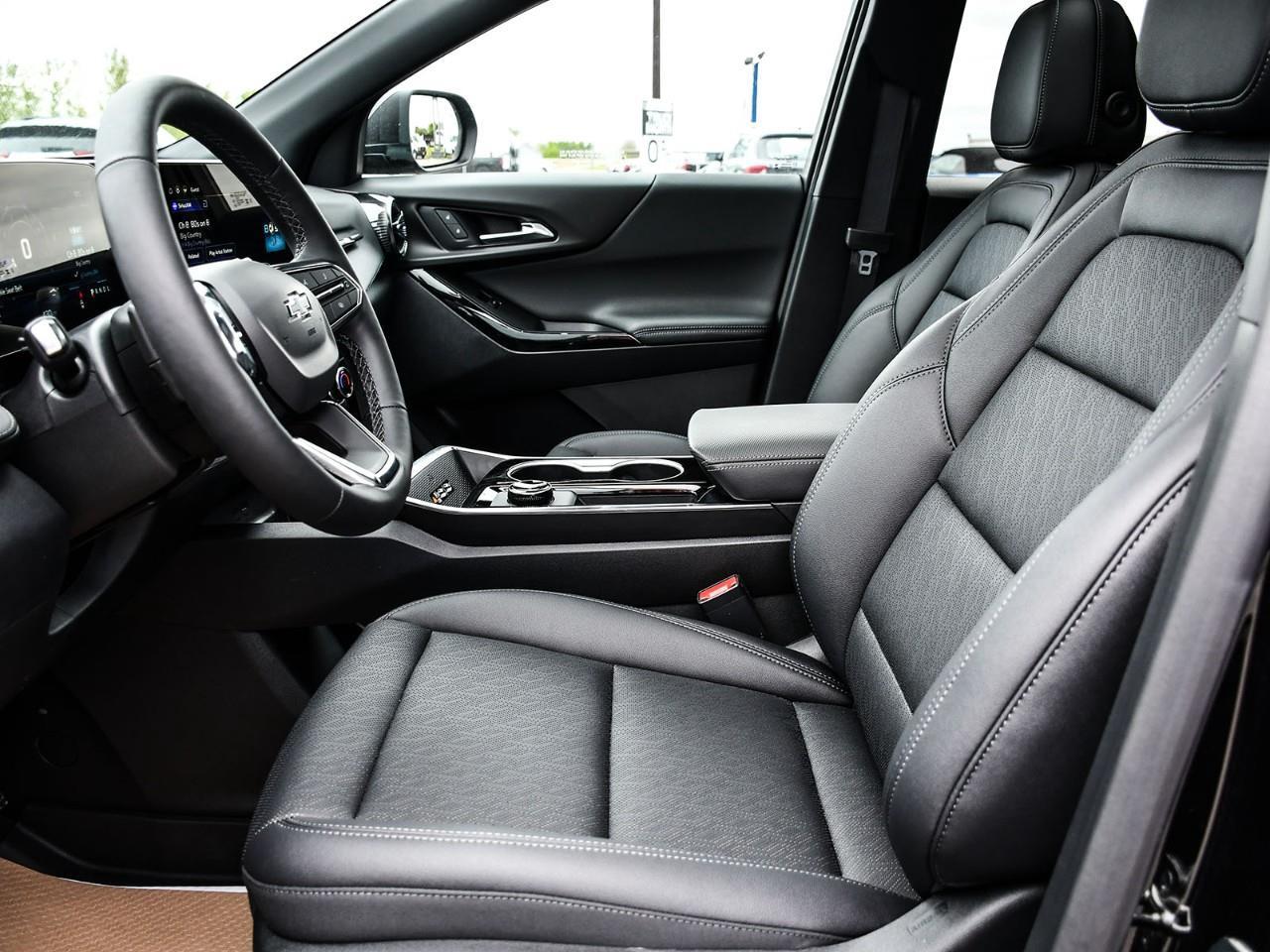 2026 Chevrolet Equinox LT Photo