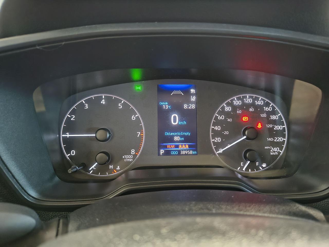 2023 Toyota Corolla Cross LE Photo0