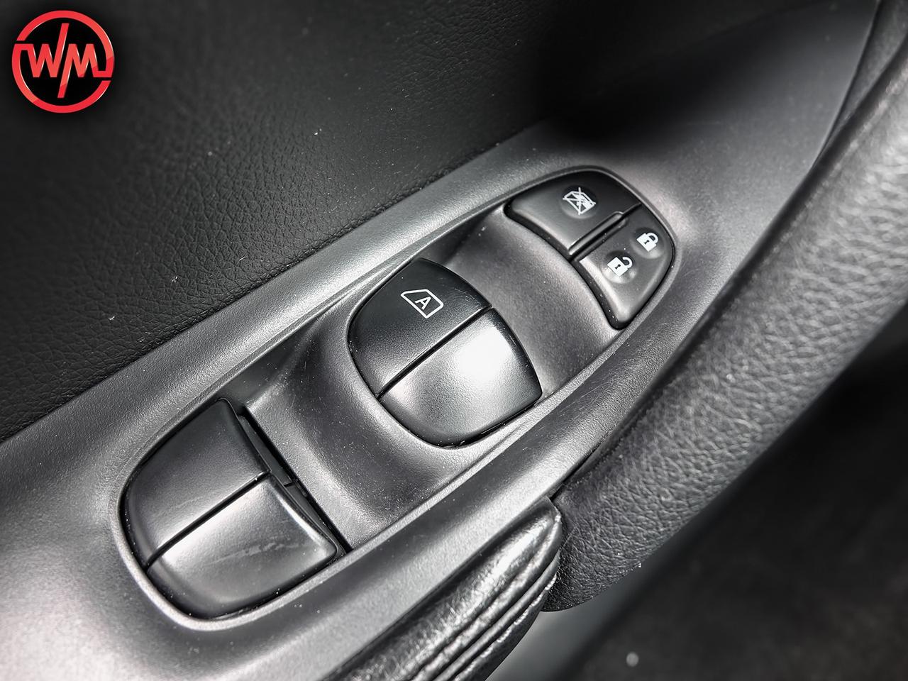 2015 Nissan Rogue SV*AWD*HEATED SEATS*PANROOF*REV-CAM Photo