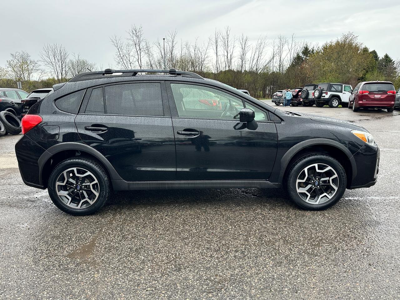 2016 Subaru Crosstrek 2.0iSport AWD Heated Cloth RearCam XM Bluetooth AC Photo4
