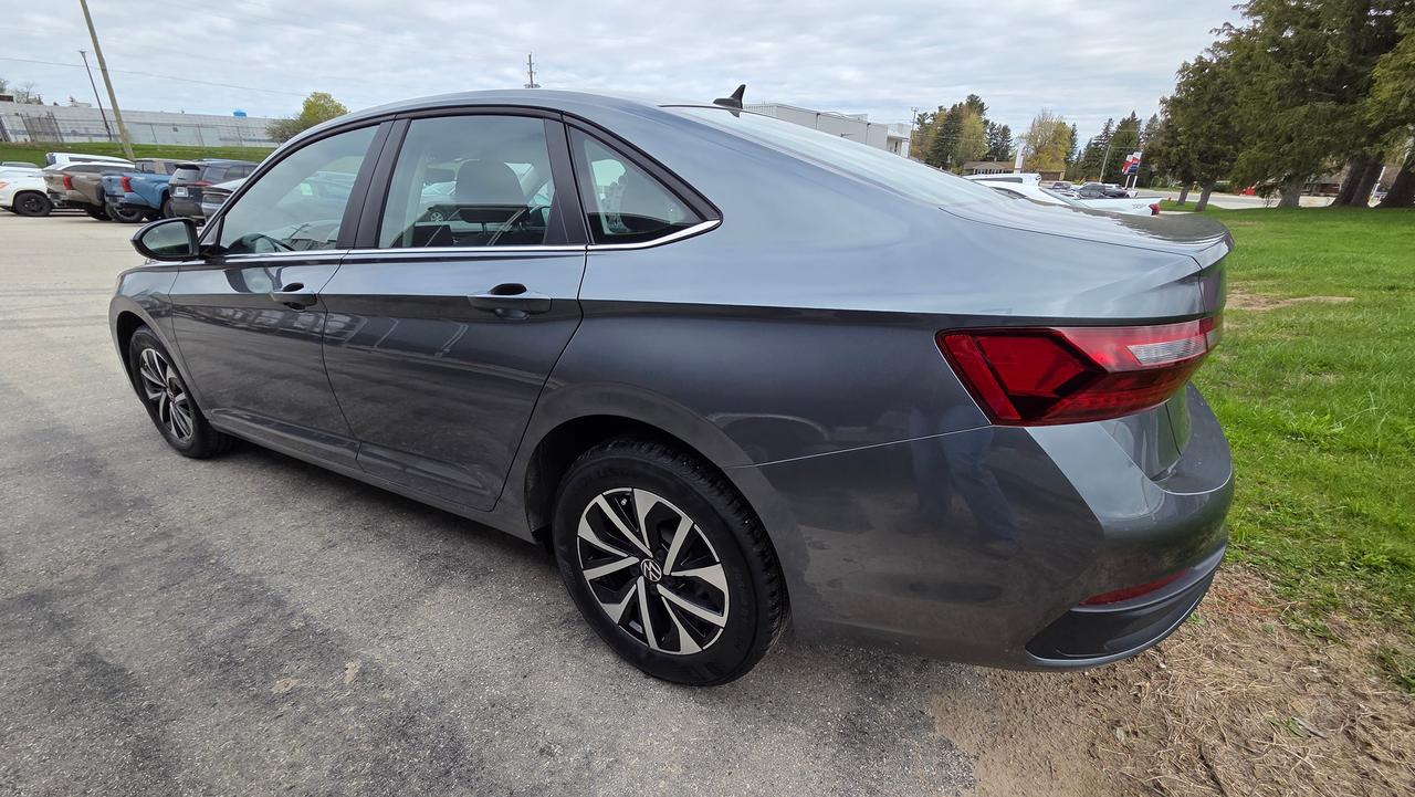 2025 Volkswagen Jetta Trendline Photo