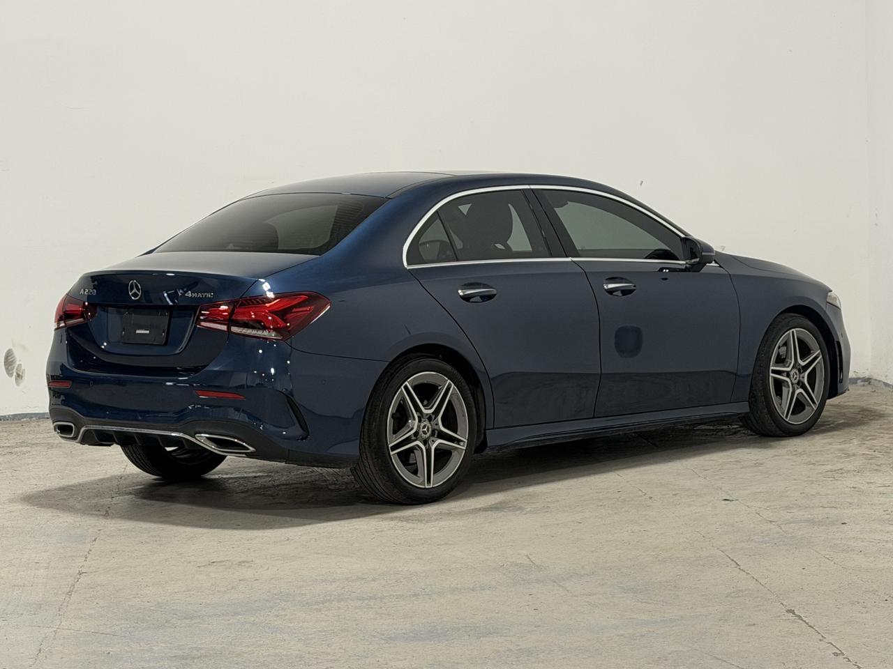 2022 Mercedes-Benz A-Class A 220 Photo
