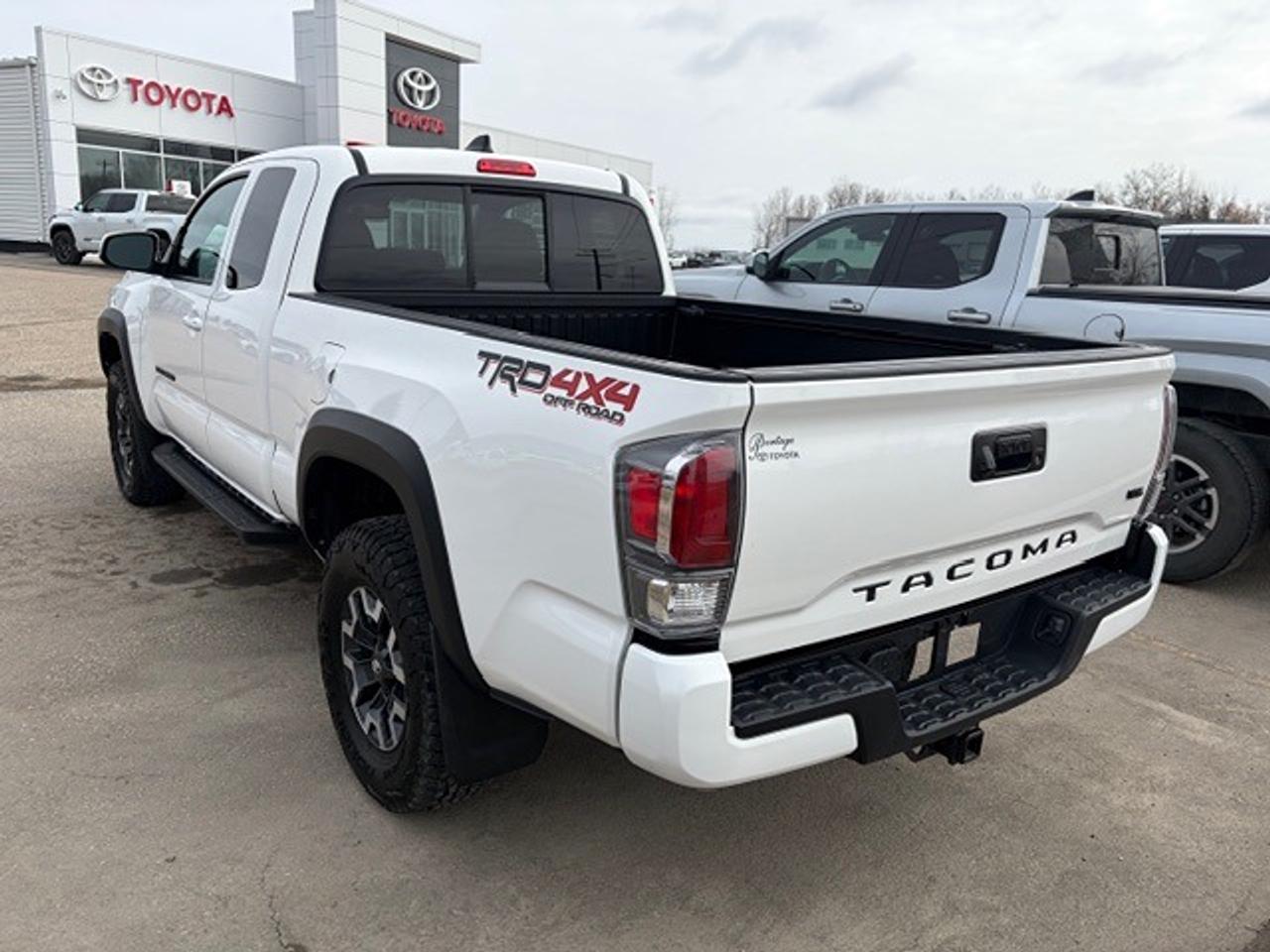 2023 Toyota Tacoma TRD Off Road Photo2