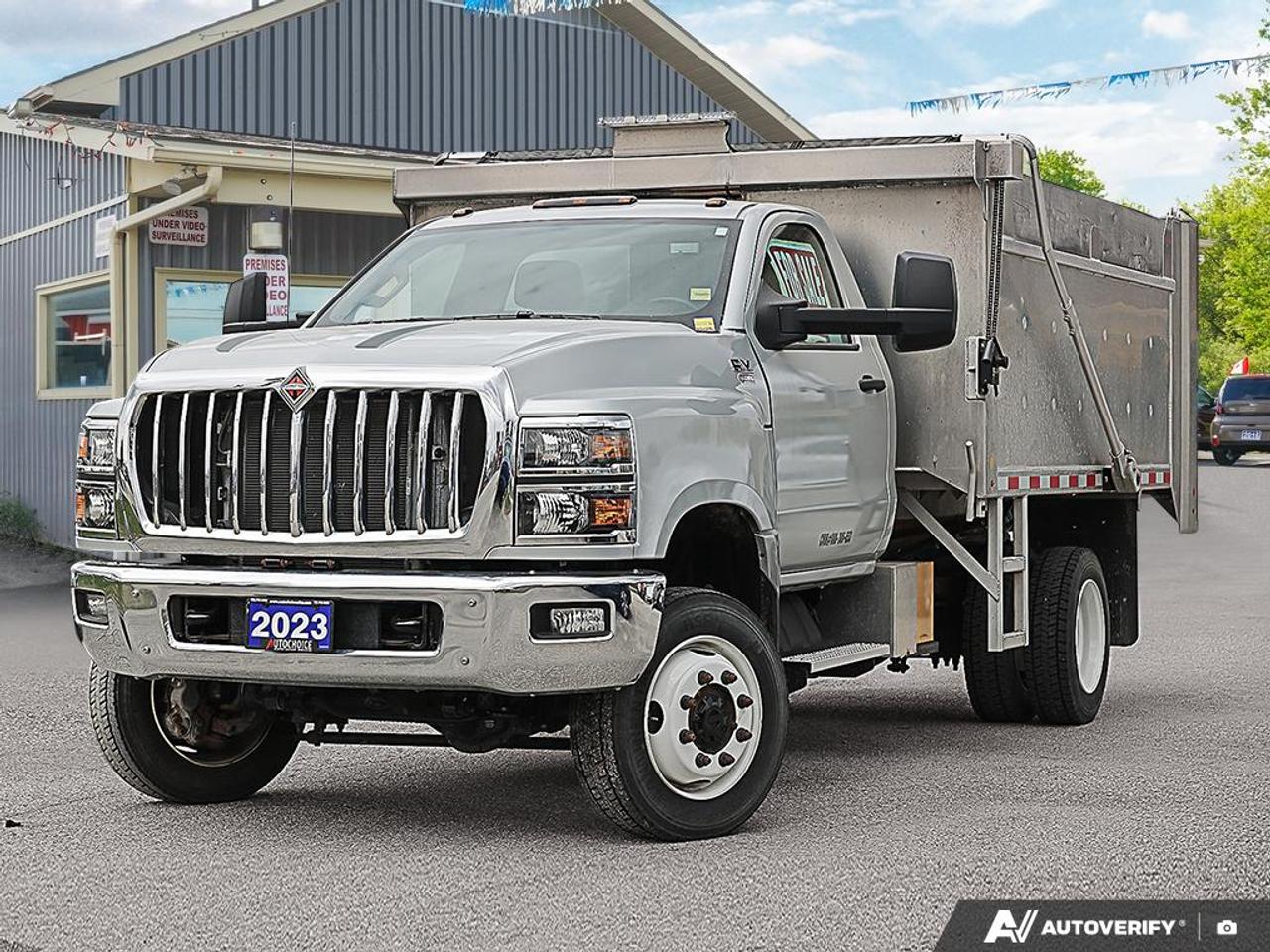 2023 International CV515 undefined, LOW KM'S, 4X4, ALUMINUM HYDROLIC BOX, Photo0