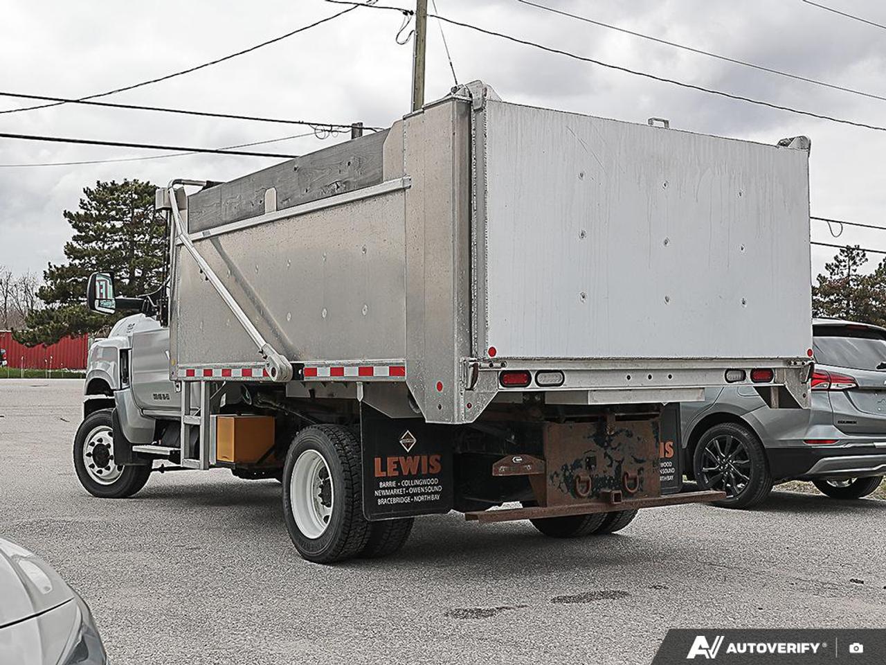 2023 International CV515 undefined, LOW KM'S, 4X4, ALUMINUM HYDROLIC BOX, Photo3