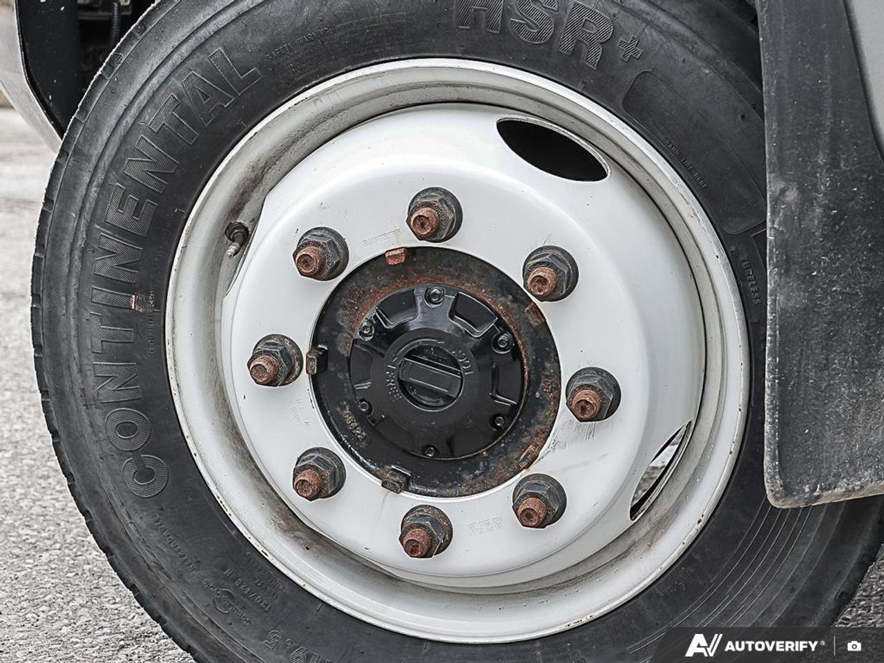 2023 International CV515 undefined, LOW KM'S, 4X4, ALUMINUM HYDROLIC BOX, Photo