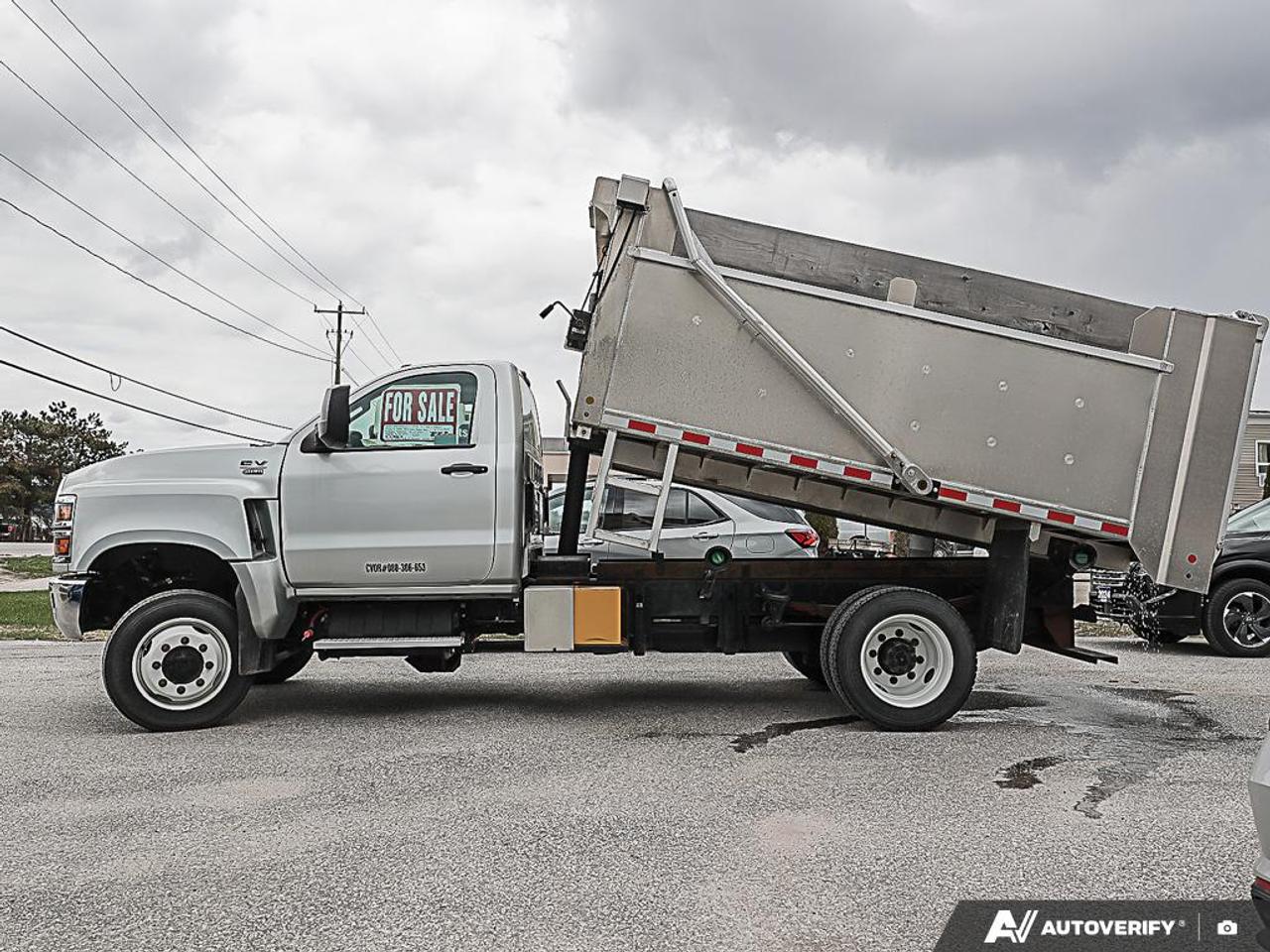 2023 International CV515 undefined, LOW KM'S, 4X4, ALUMINUM HYDROLIC BOX, Photo