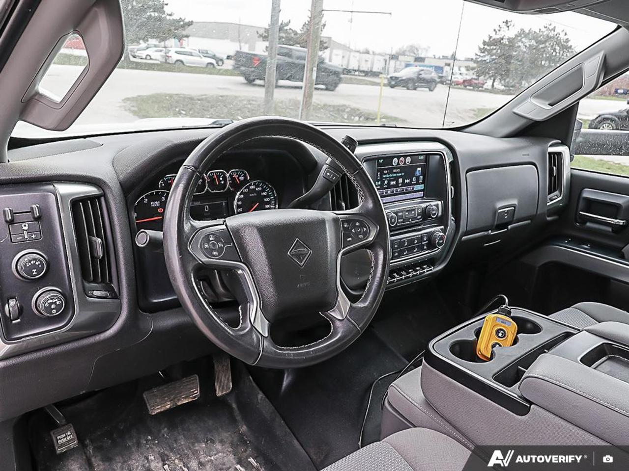 2023 International CV515 undefined, LOW KM'S, 4X4, ALUMINUM HYDROLIC BOX, Photo