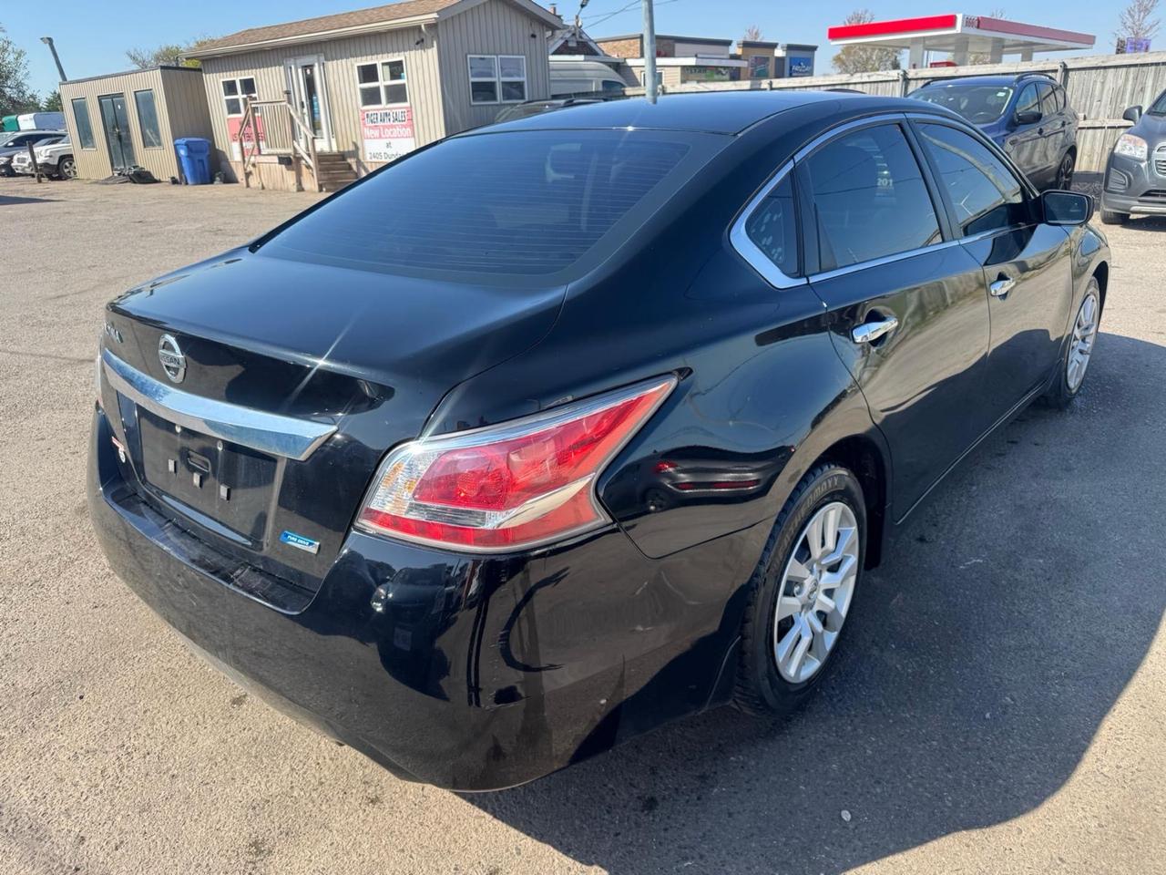 2015 Nissan Altima 2.5 S, DRIVES GREAT, WELL MAINTAINED, AS IS Photo4