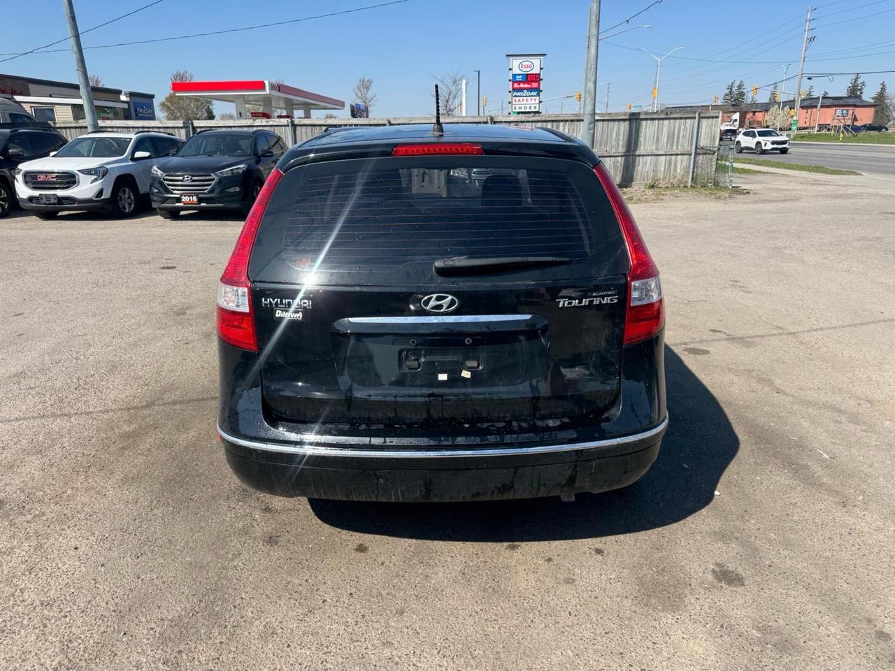 2010 Hyundai Elantra Touring GL, ONE OWNER, NO ACCIDENTS, ONLY 87KMS, CERT Photo3