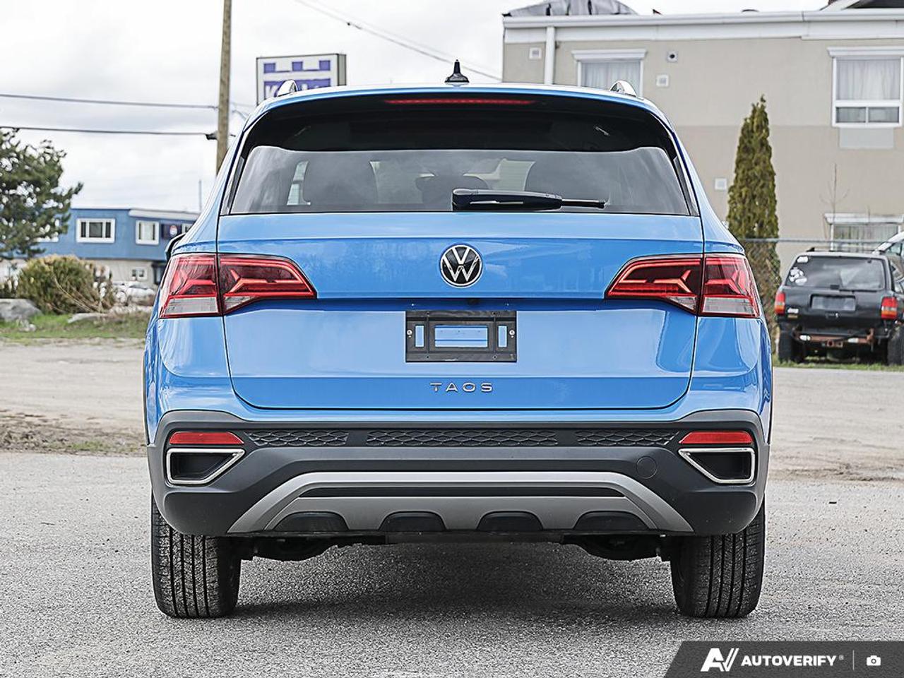 2024 Volkswagen Taos Comfortline, REMOTE START, PANO, H/SEATS & H/S.W - Photo #5