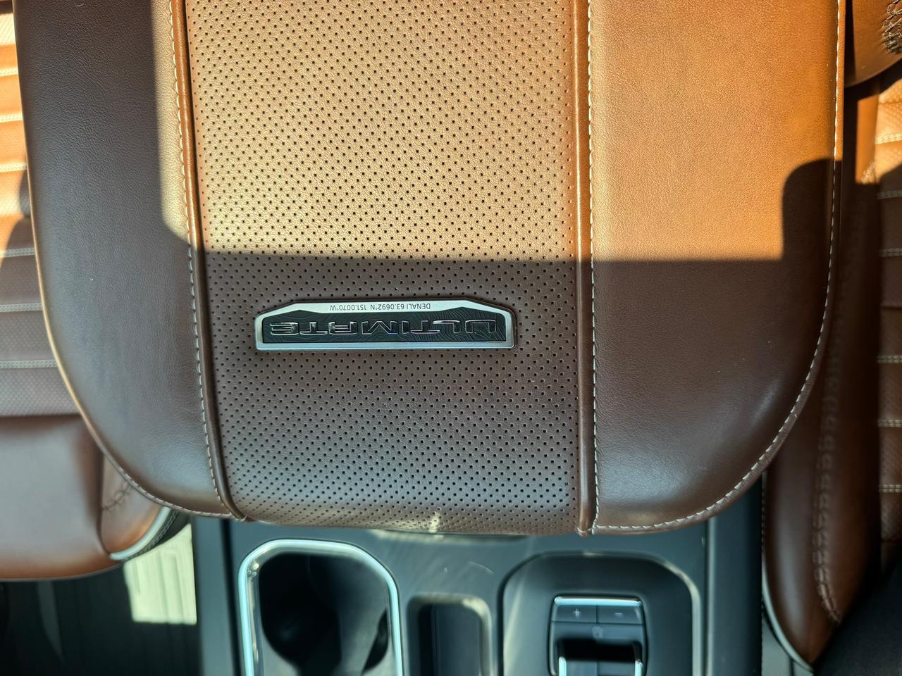 2025 GMC Sierra 2500 Denali Ultimate Duramax Diesel Photo