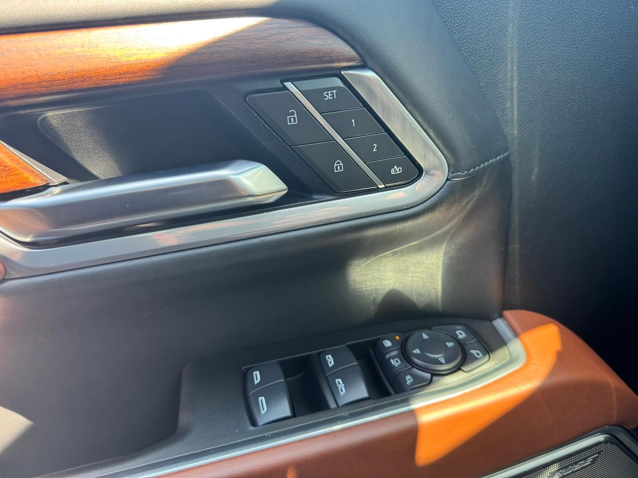2025 GMC Sierra 2500 Denali Ultimate Duramax Diesel Photo