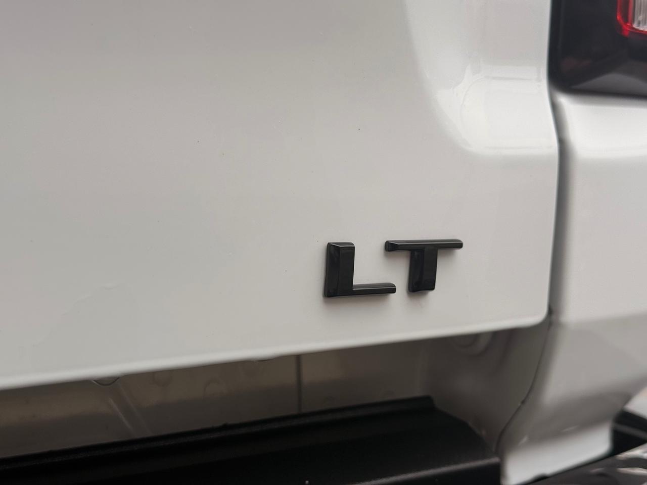 2024 Chevrolet Colorado 4WD LT Photo