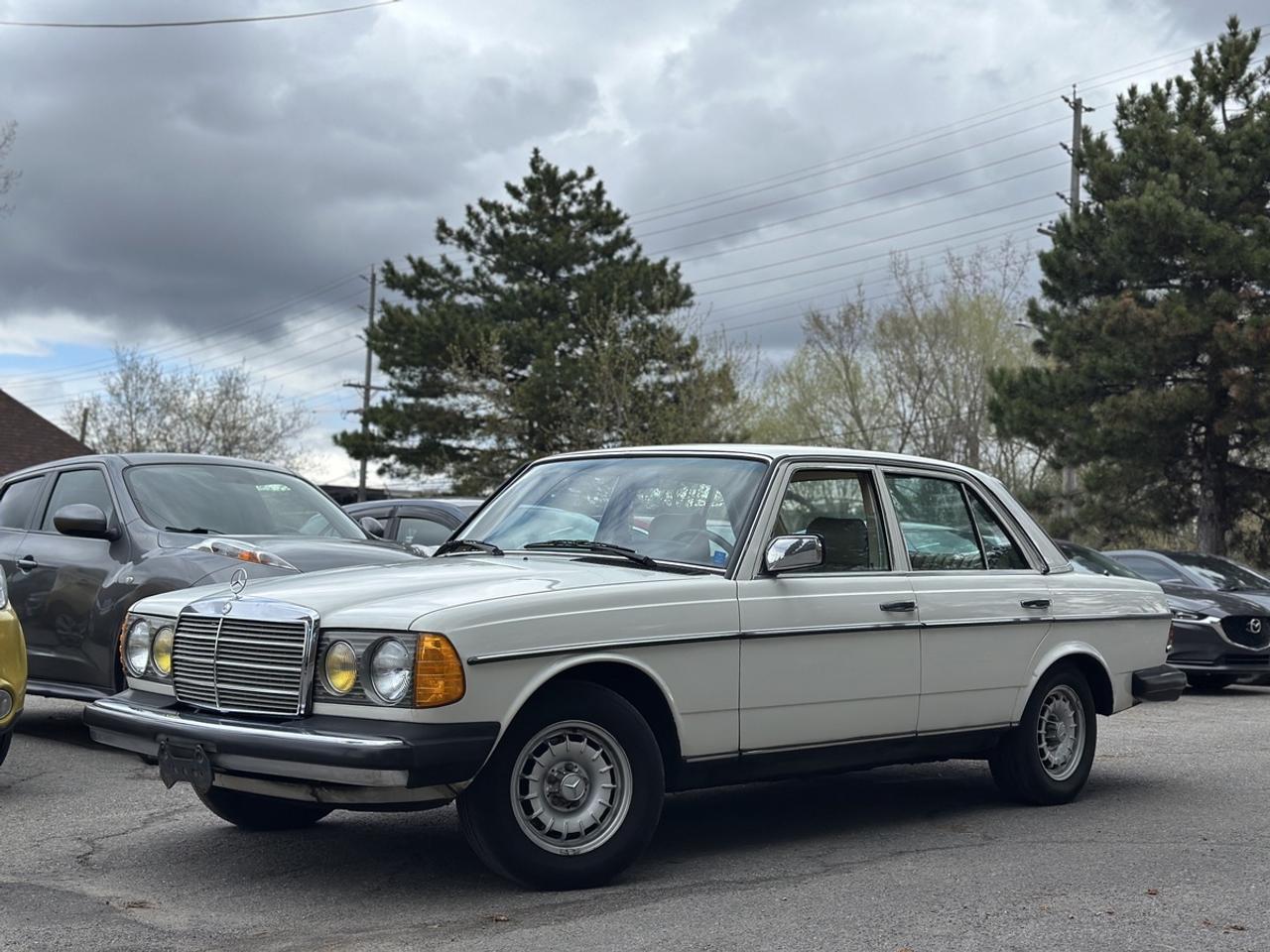 1985 Mercedes-Benz E-Class 300 Photo