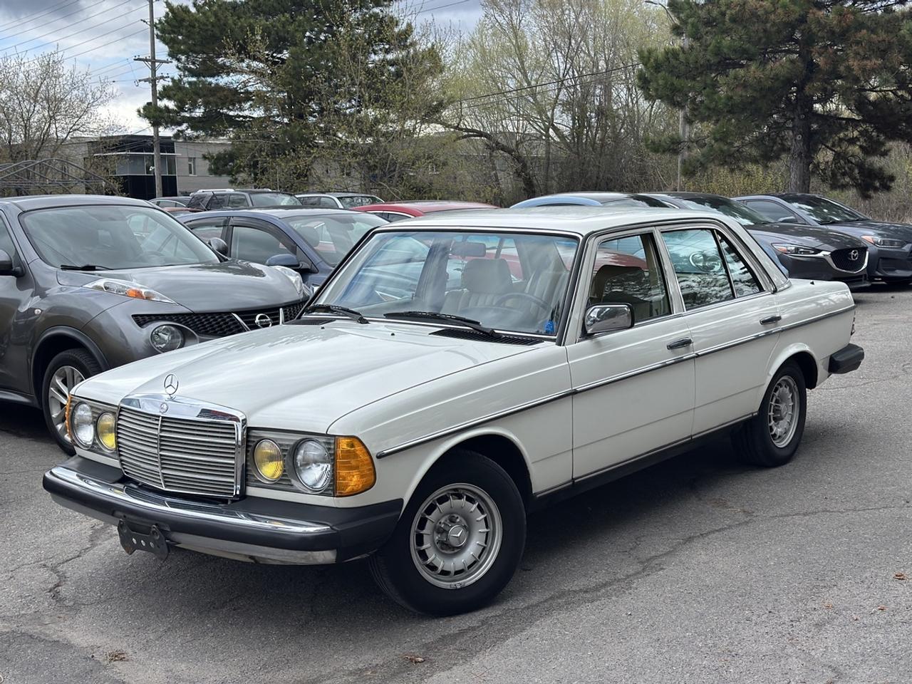 1985 Mercedes-Benz E-Class 300 Photo