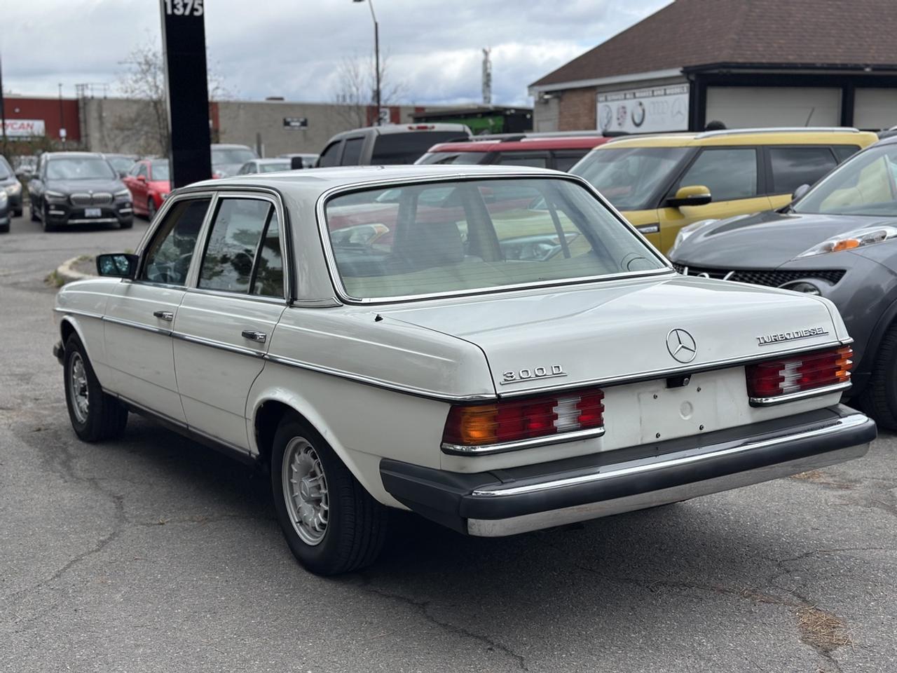 1985 Mercedes-Benz E-Class 300 Photo