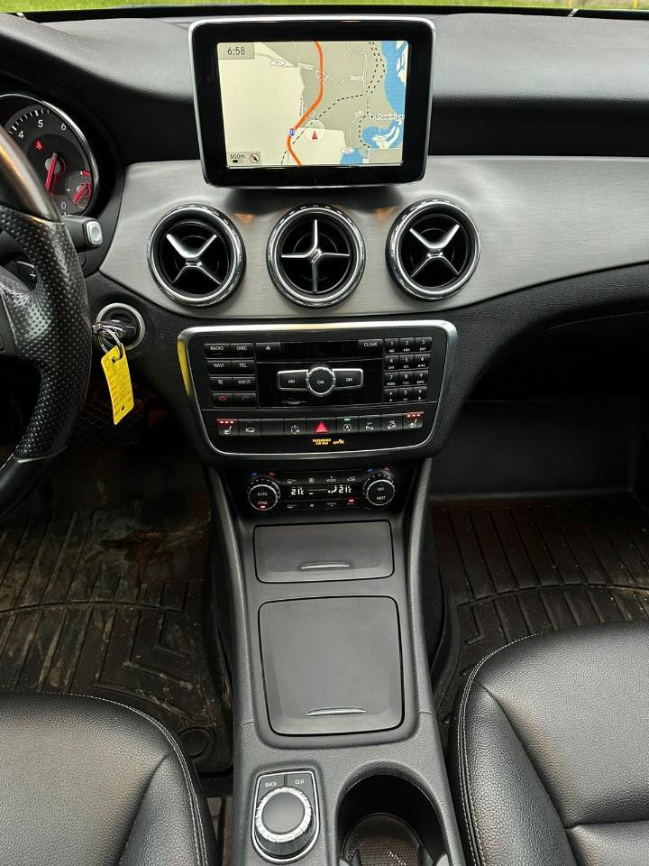 2015 Mercedes-Benz GLA-Class GLA 250 SUV Photo