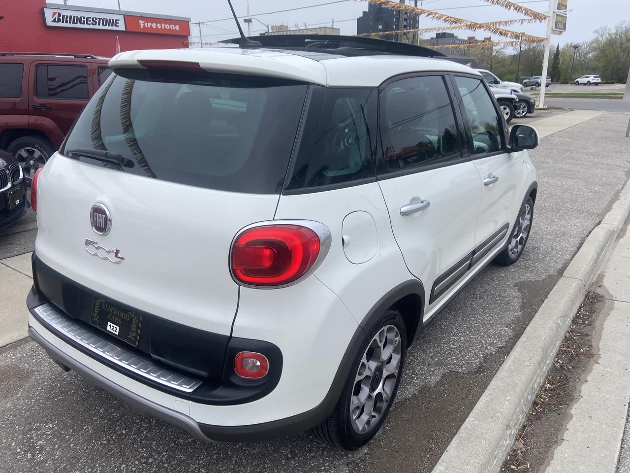 2014 Fiat 500L Trekking Photo