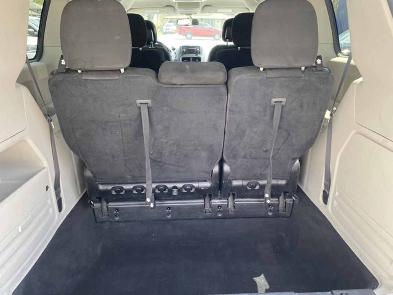 2015 Dodge Grand Caravan SXT Photo