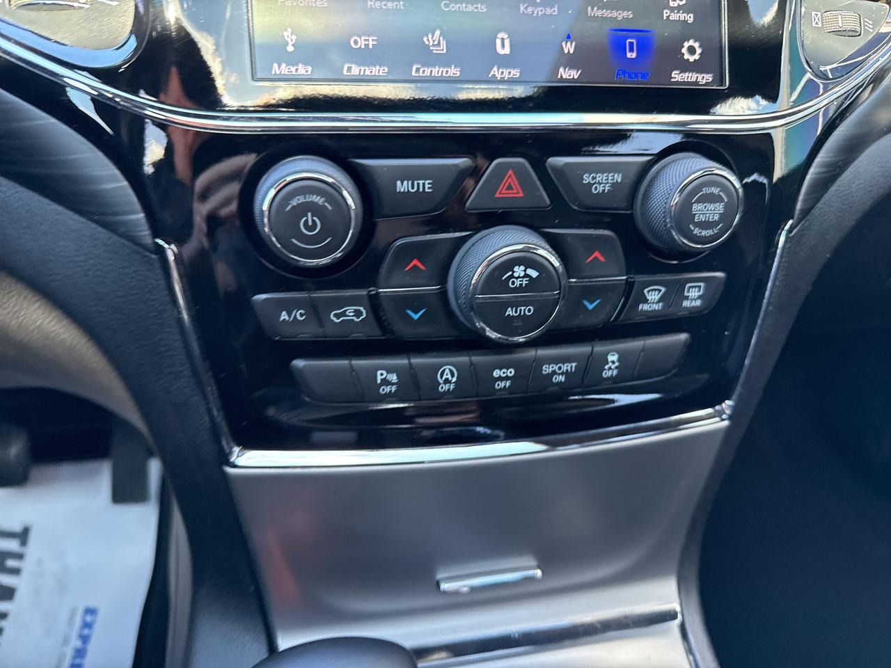 2019 Jeep Grand Cherokee Altitude Photo
