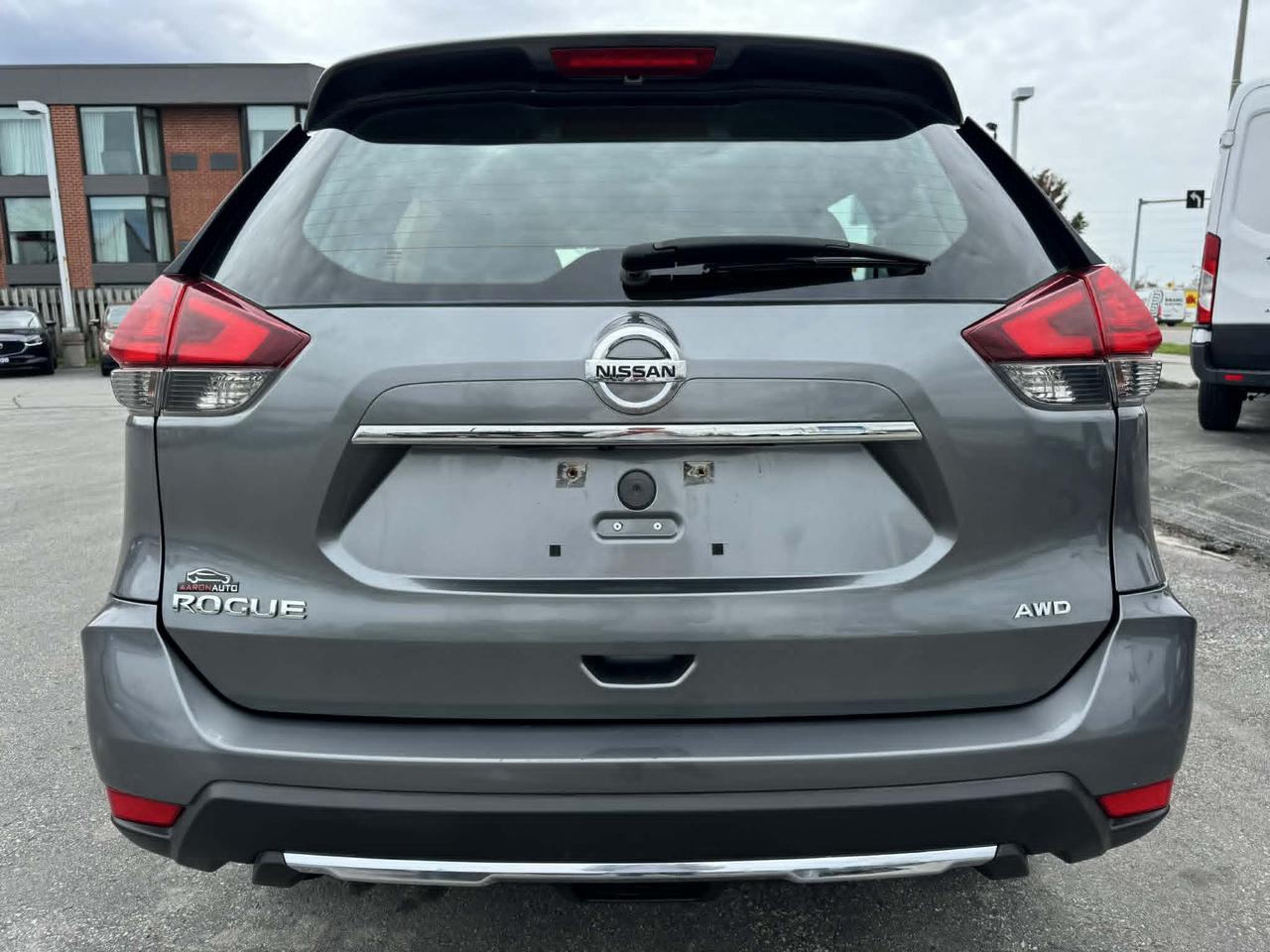 2017 Nissan Rogue AWD Photo