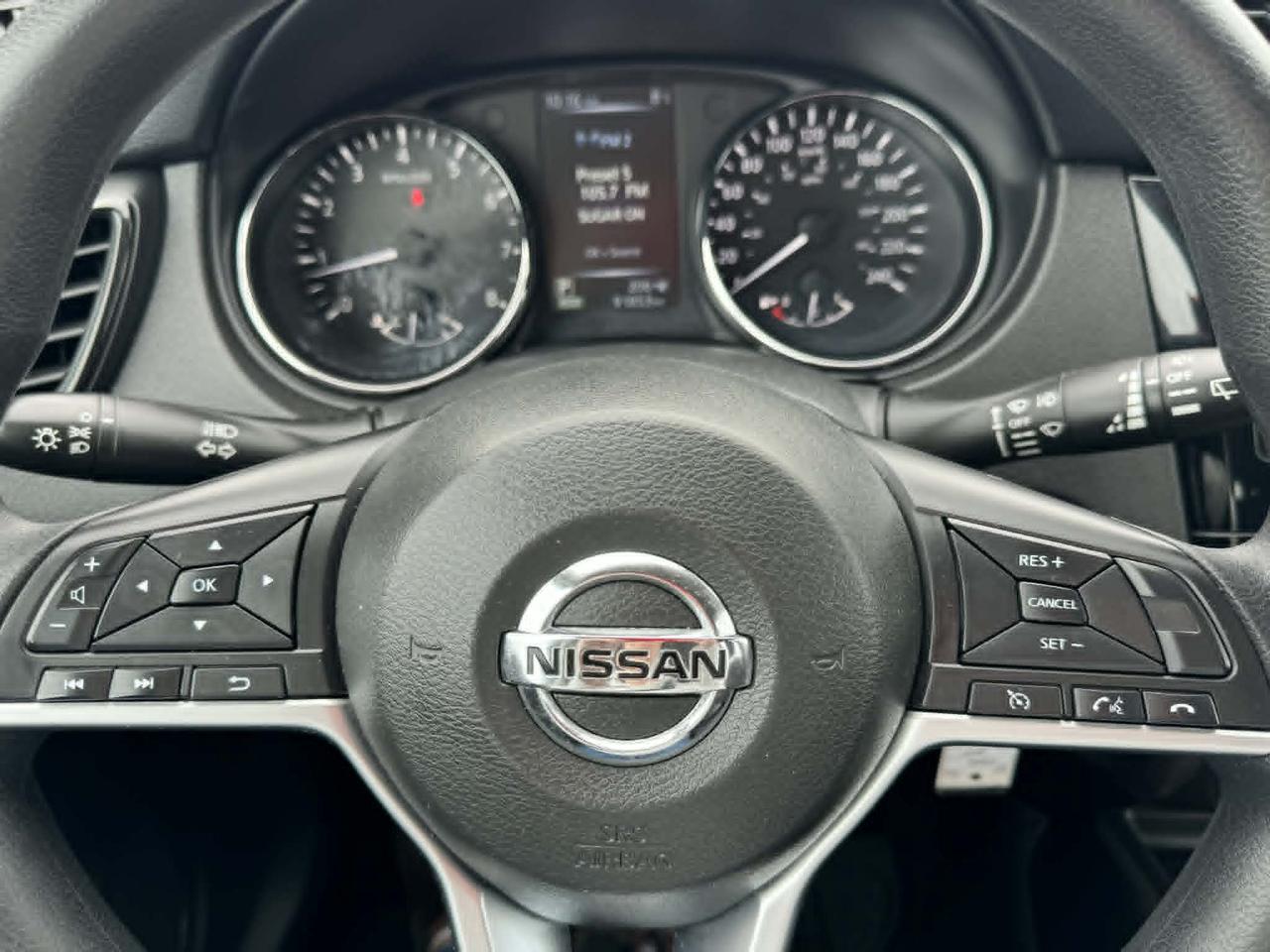 2017 Nissan Rogue AWD Photo