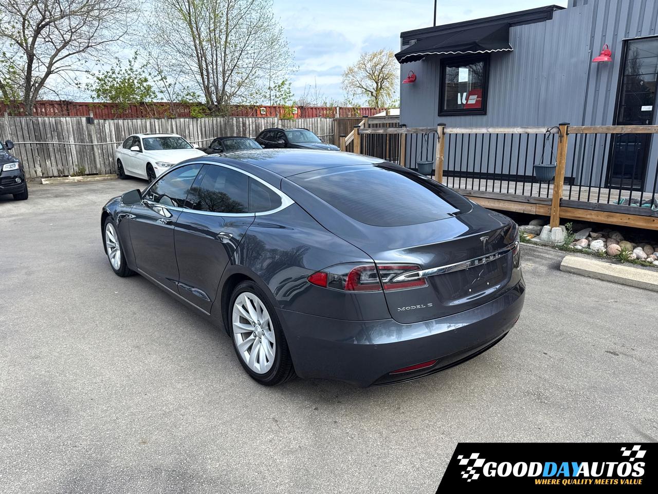 2017 Tesla Model S 75D FSD CLEAN CARFAX BRAND NEW TIRES MINT CONDITIN Photo